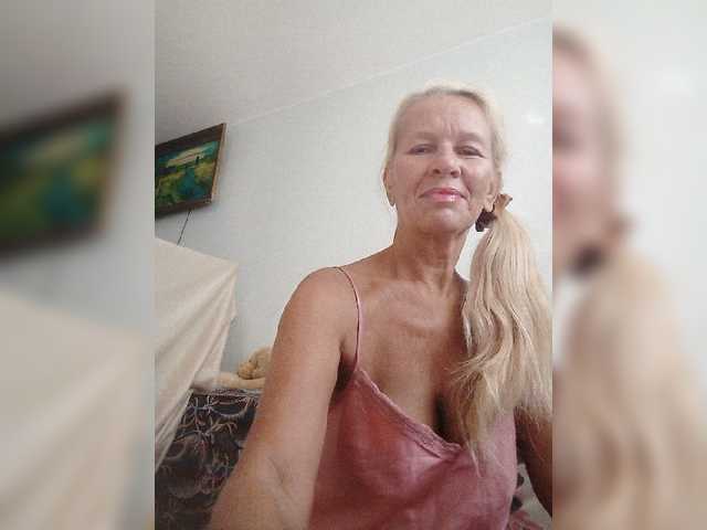 victoria71 live cam on BongaCams