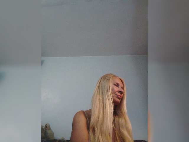 victoria71 live cam on BongaCams
