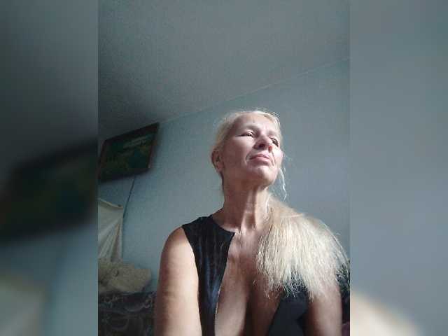 victoria71 live cam on BongaCams