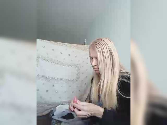 victoria71's BongaCams show and profile