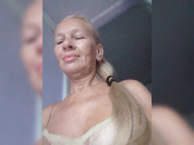 victoria71 live webcam show