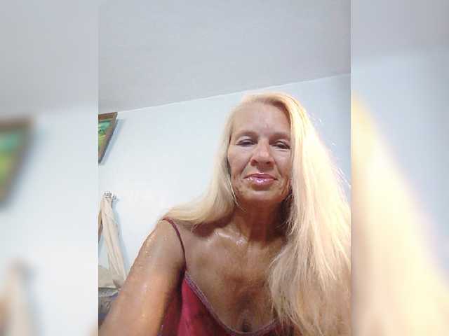 victoria71 live webcam show