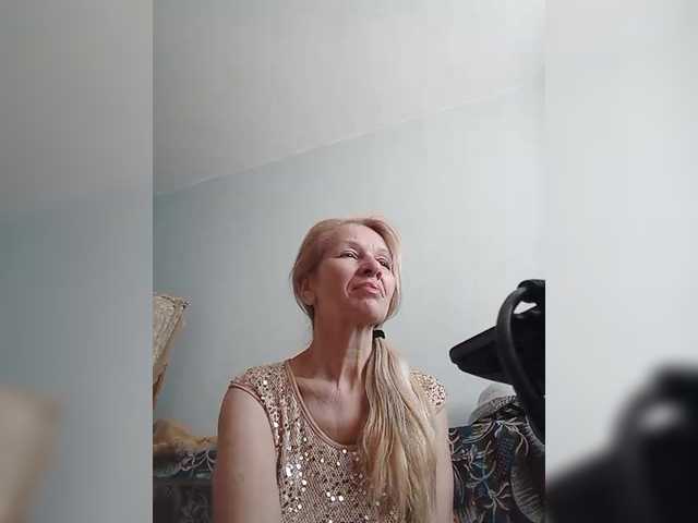 victoria71's BongaCams show and profile