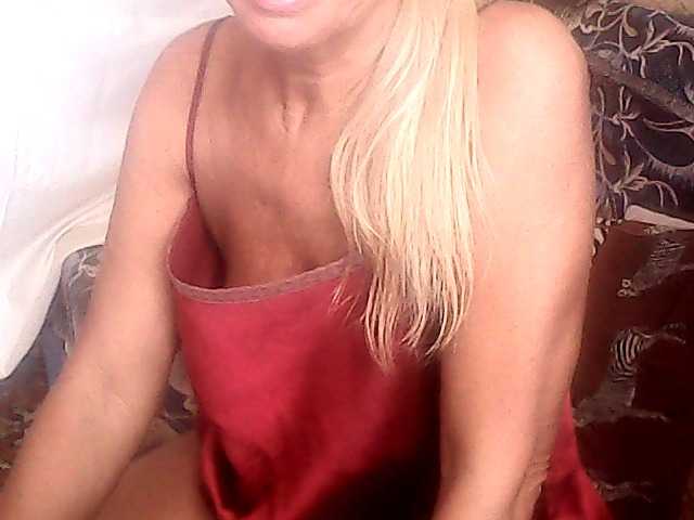 victoria71 live cam on BongaCams