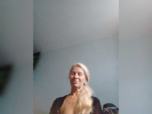 victoria71 live cam on BongaCams