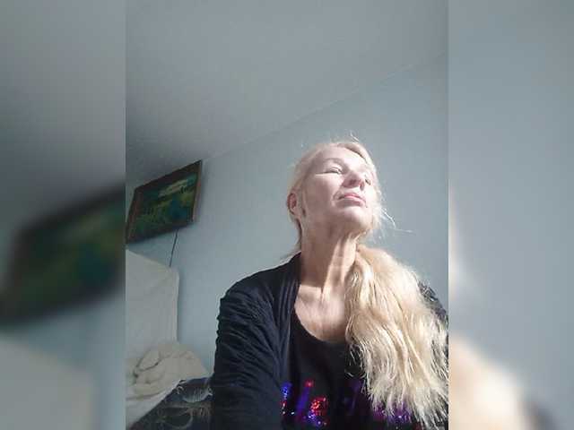 victoria71 live cam on BongaCams