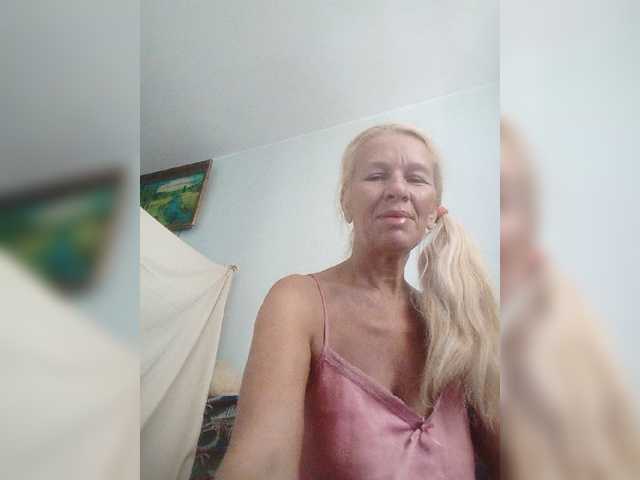 victoria71 live cam on BongaCams