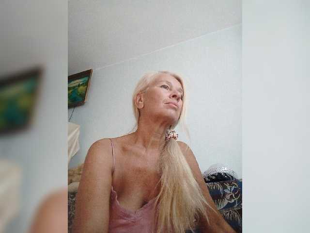 victoria71 live cam on BongaCams