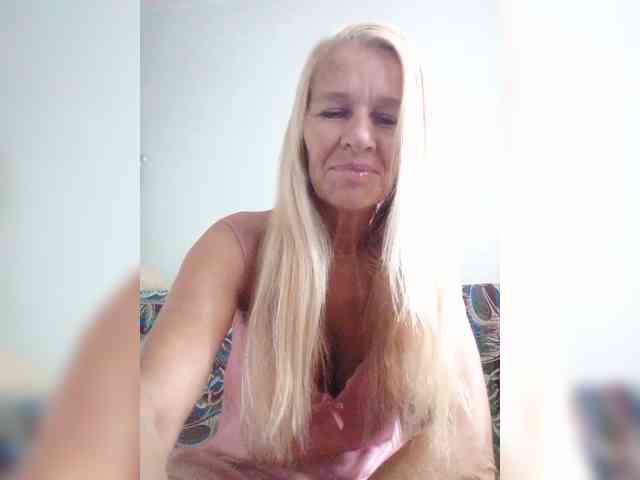 victoria71 Sex Cam Show