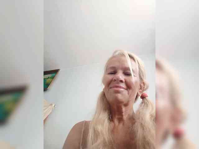 victoria71 Sex Cam Show