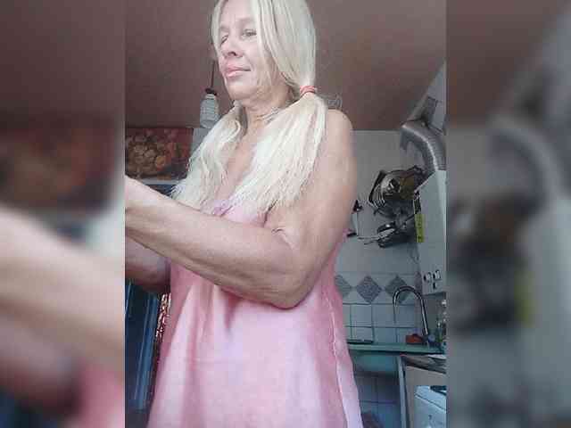 victoria71 Sex Cam Show