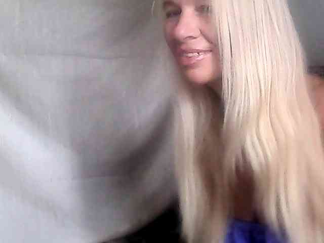 victoria71 Sex Cam Show