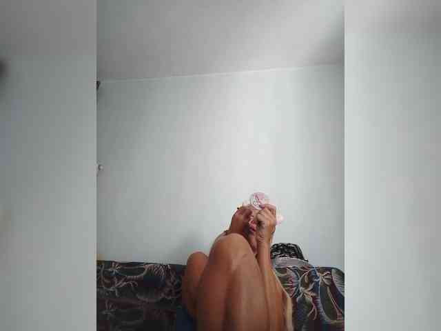 victoria71 Sex Cam Show