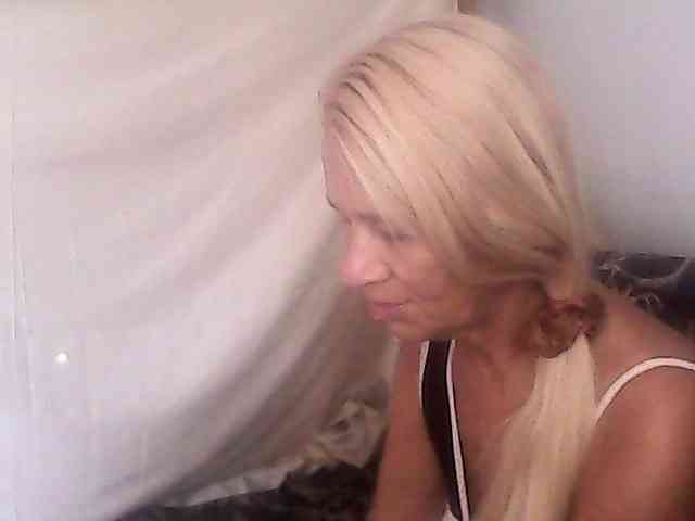 victoria71's webcam live show