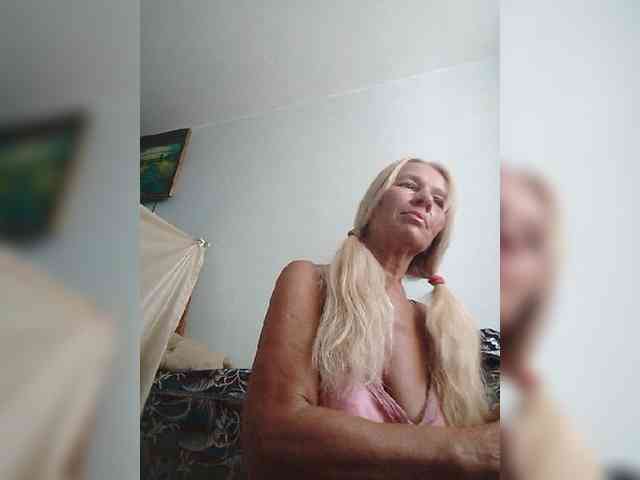 victoria71 Sex Cam Show