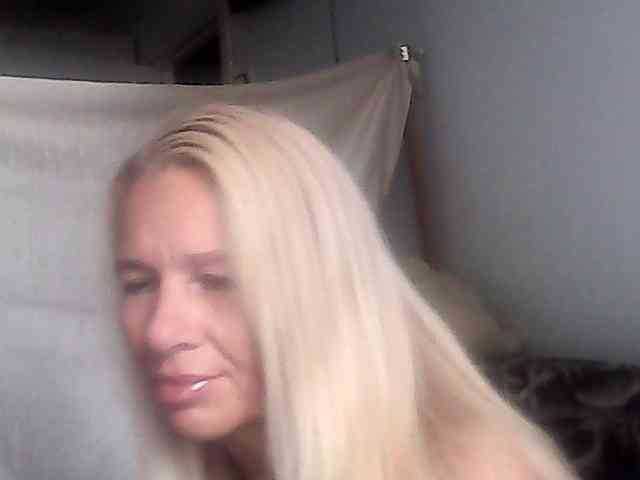 victoria71 Sex Cam Show