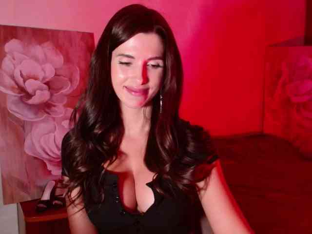 warmmm1tz Live Webcam on BongaCams