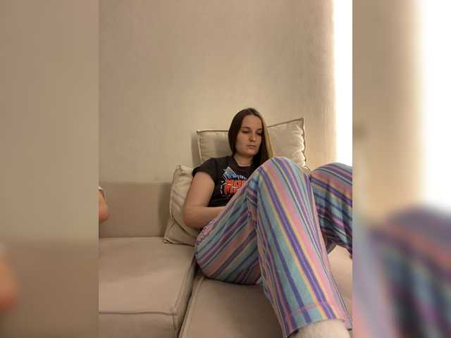 Annafirepussy live cam on BongaCams