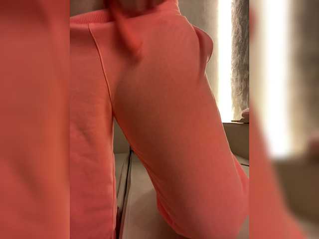 Annafirepussy live cam on BongaCams