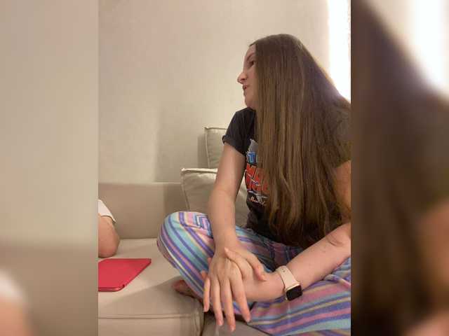 Annafirepussy live cam on BongaCams