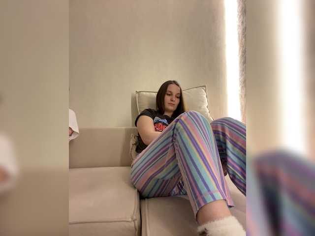 Annafirepussy live cam on BongaCams