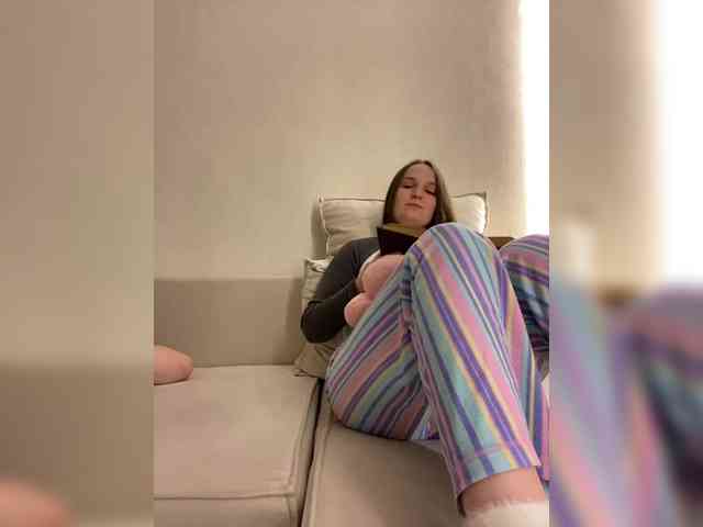 Annafirepussy webcam