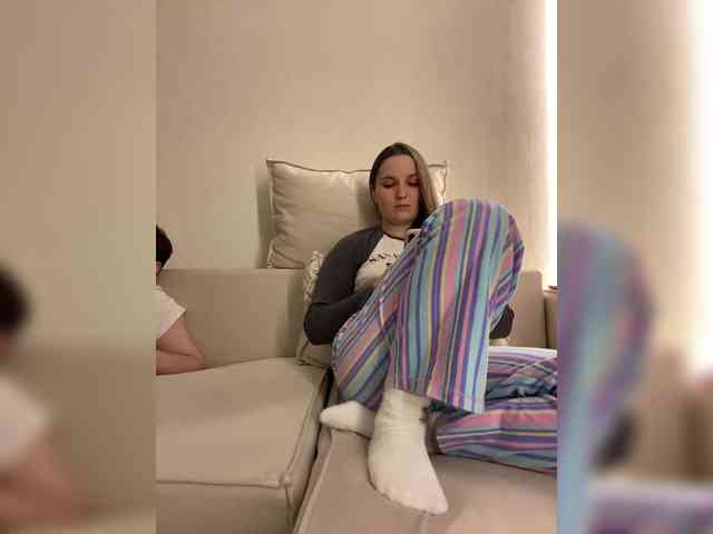 Annafirepussy webcam