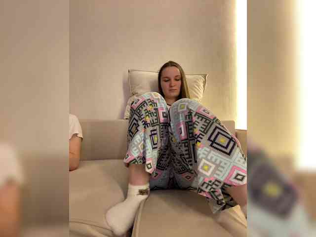 Модель: Annafirepussy