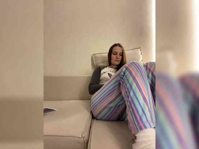 Annafirepussy webcam