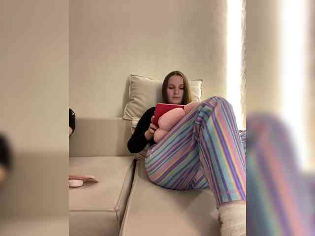 Annafirepussy webcam