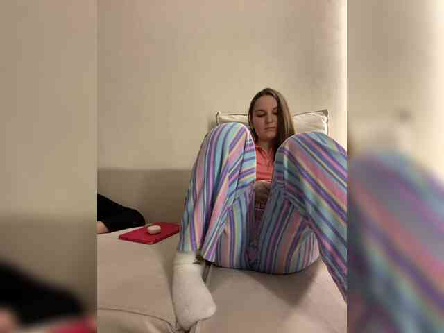 Annafirepussy webcam