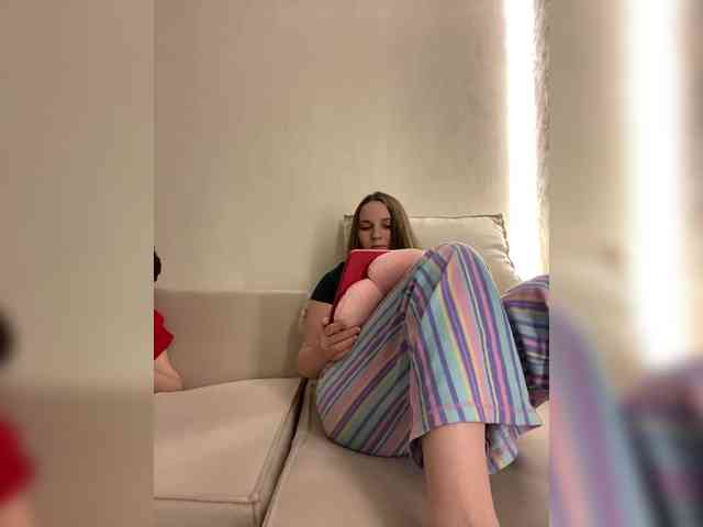 Annafirepussy webcam