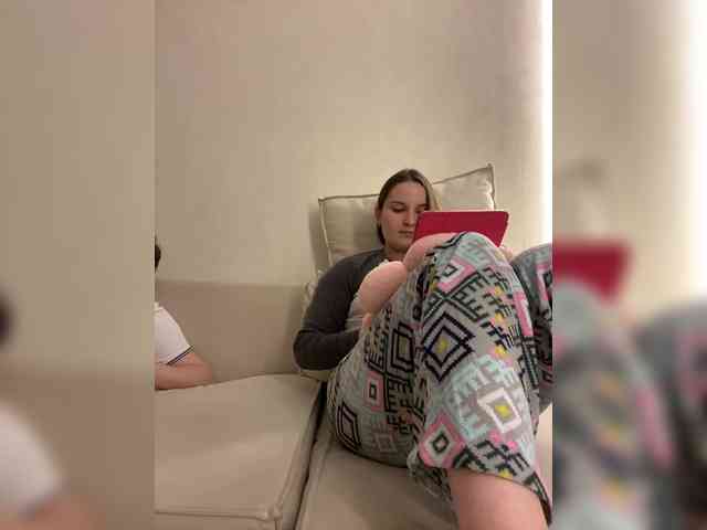 Annafirepussy webcam