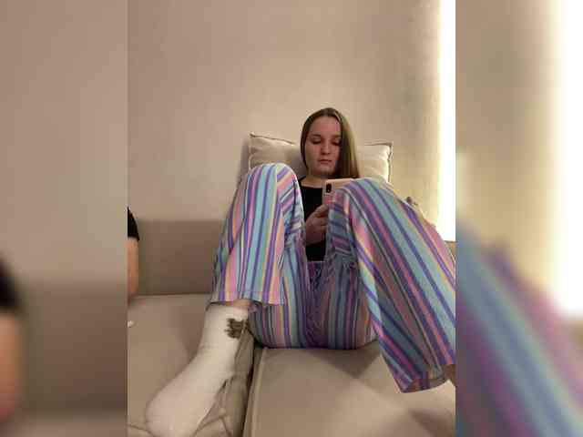 Annafirepussy webcam