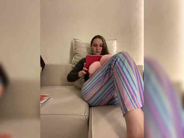 Annafirepussy webcam