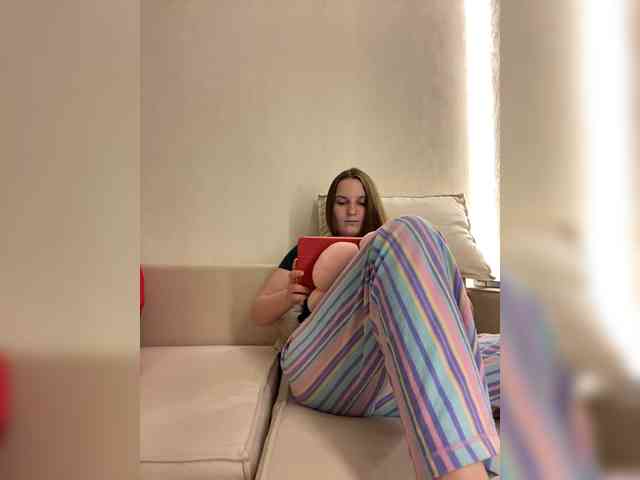 Annafirepussy webcam