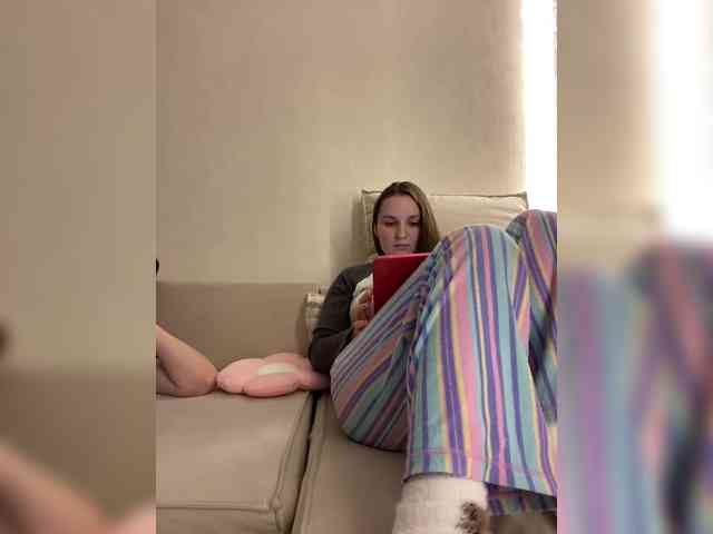 Annafirepussy webcam