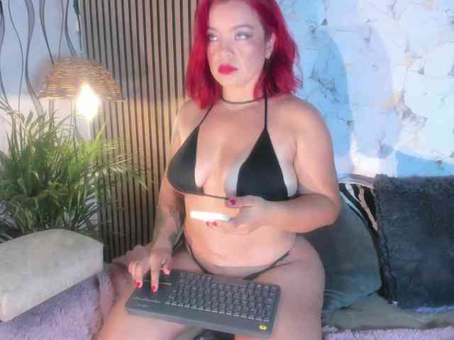 StacyHott webcam