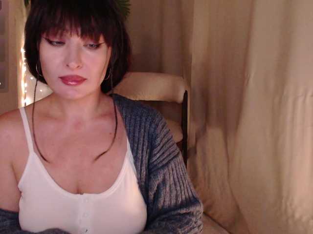 Zeeeme live cam on BongaCams