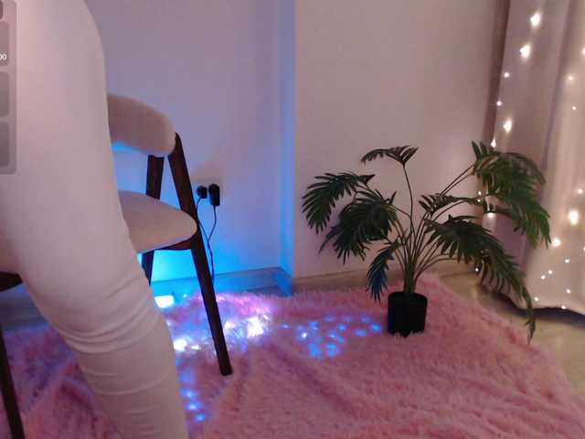 Zeeeme live cam on BongaCams