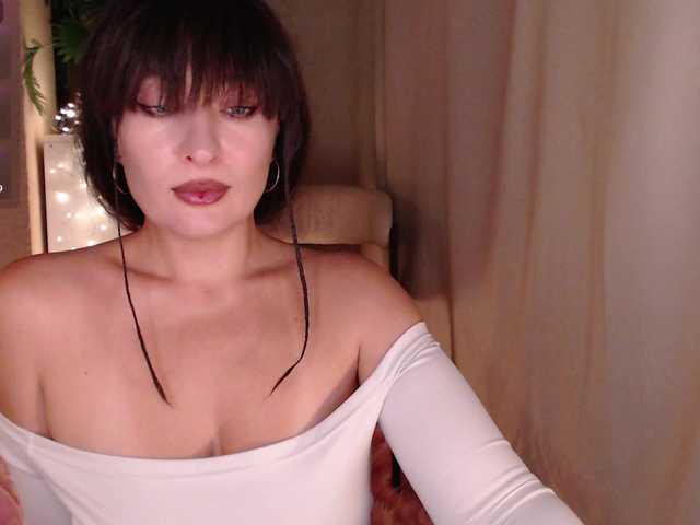 Zeeeme live webcam show