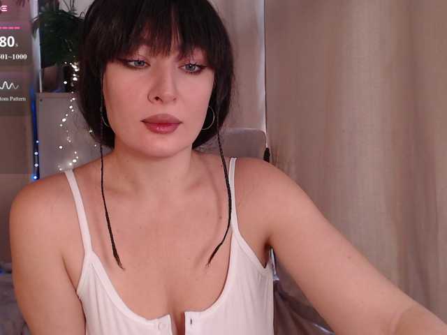 Zeeeme live cam on BongaCams