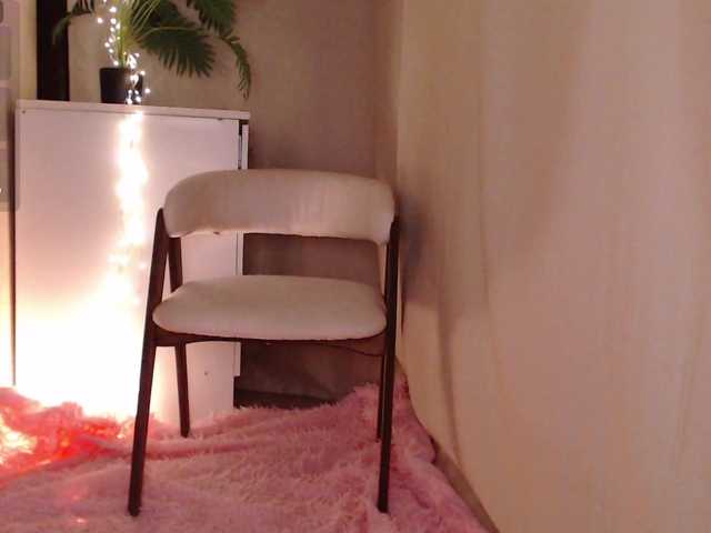 Zeeeme live cam on BongaCams
