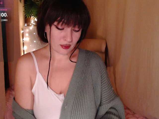 Zeeeme live cam on BongaCams