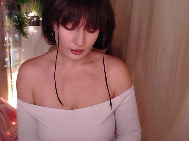 Zeeeme live cam on BongaCams