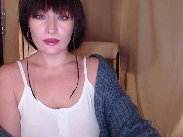 Zeeeme live cam on BongaCams