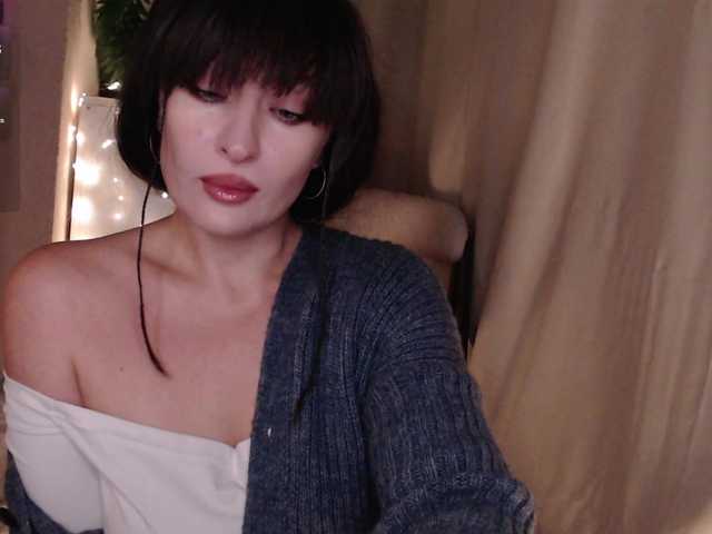 Zeeeme live cam on BongaCams