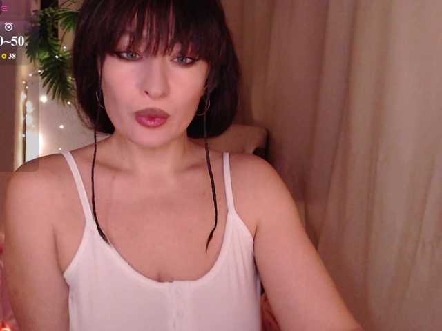 Zeeeme live cam preview
