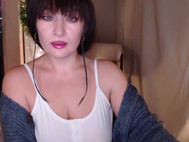 Zeeeme live cam on BongaCams