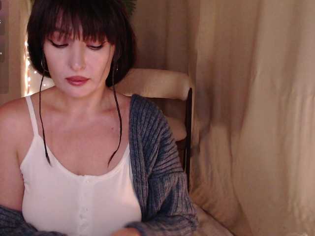 Zeeeme live cam on BongaCams